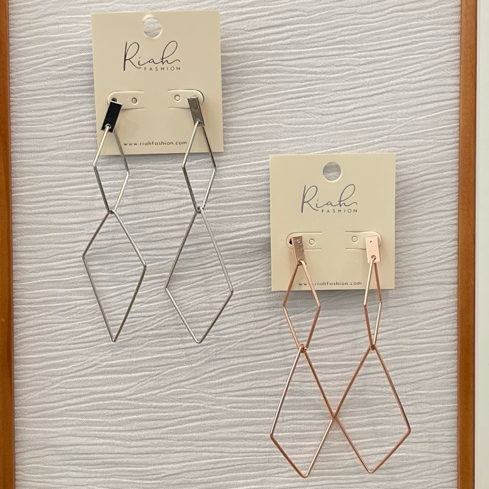 Riah Silver Diamond Shape & Rose Gold Diamond Shape Dangle Earrings 2 pairs - Picture 11 of 11